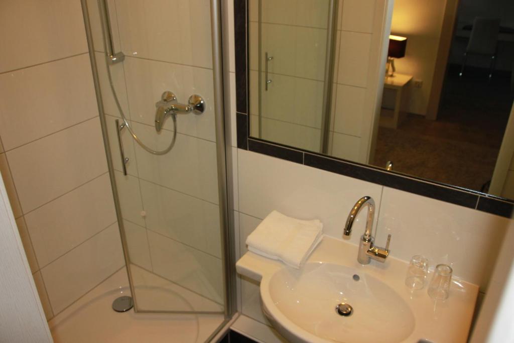 Hotel Heidelberger Hof Düsseldorf Extérieur photo