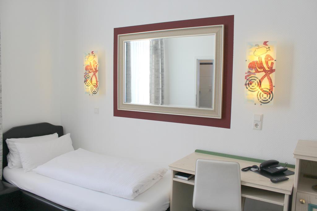 Hotel Heidelberger Hof Düsseldorf Extérieur photo